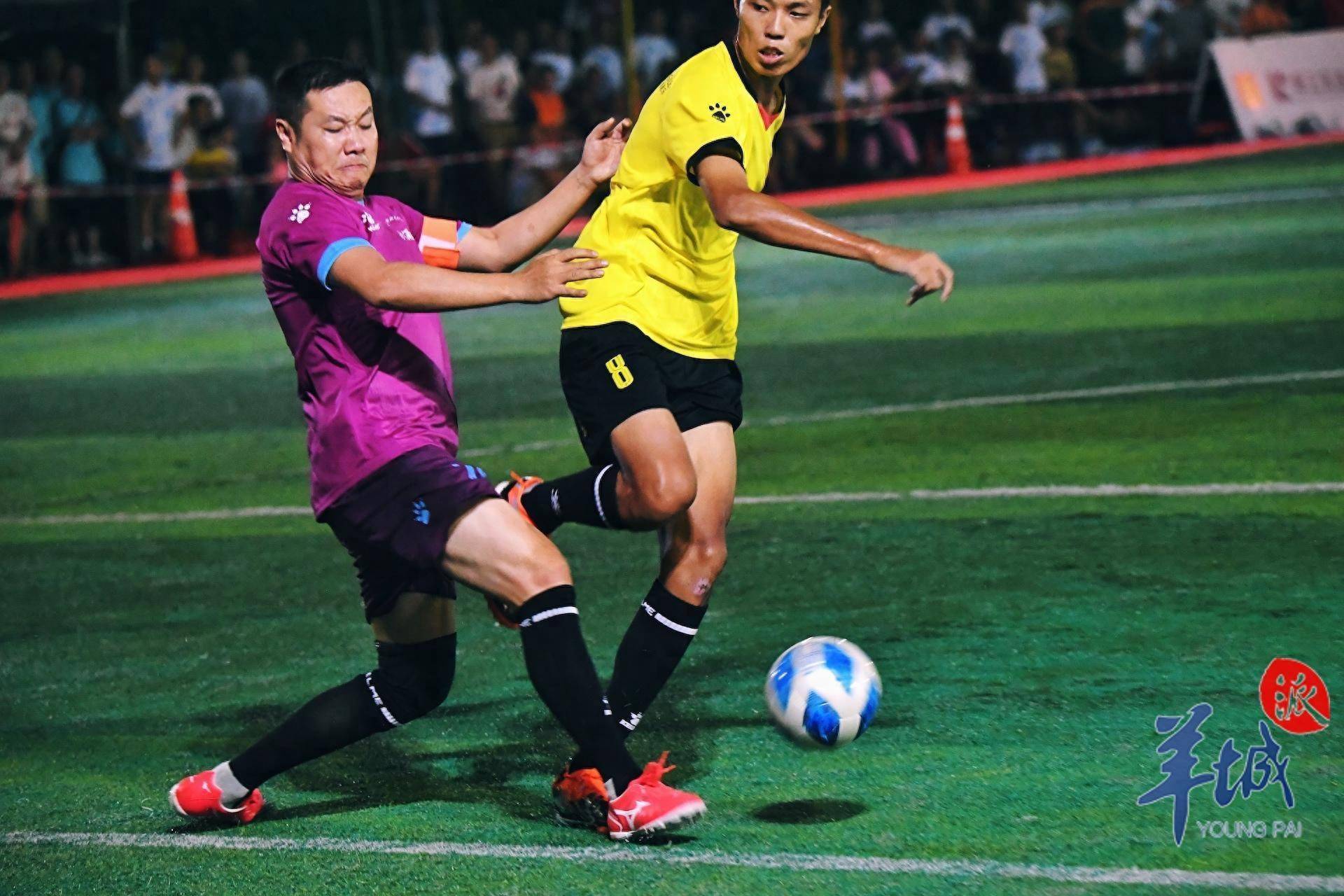 开云体育app-场面火爆！足球比赛气氛热烈