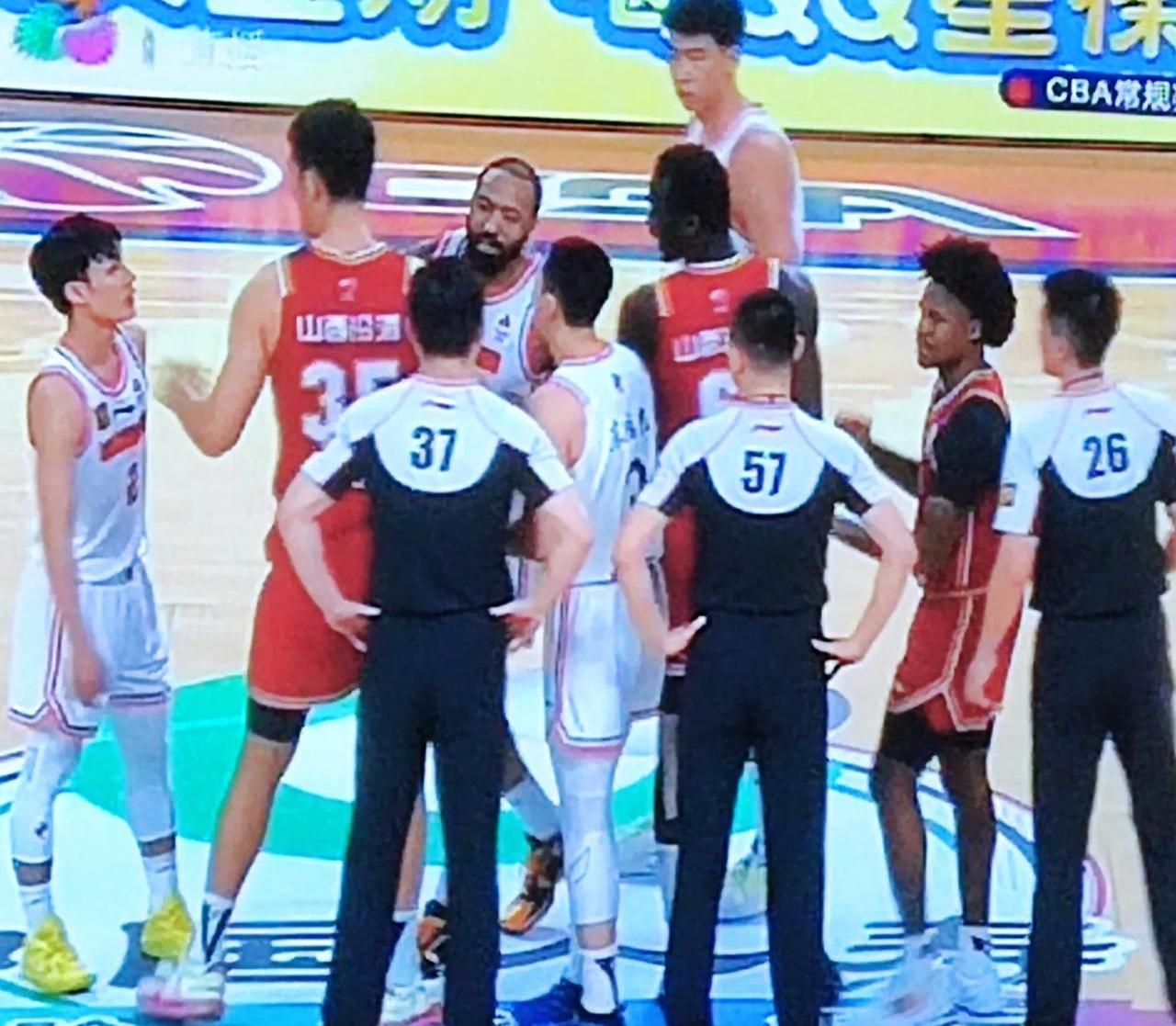 关键球不进,扭转了整场比赛局势的简单介绍 关键球不进,扭转了整场比赛局势的简单介绍