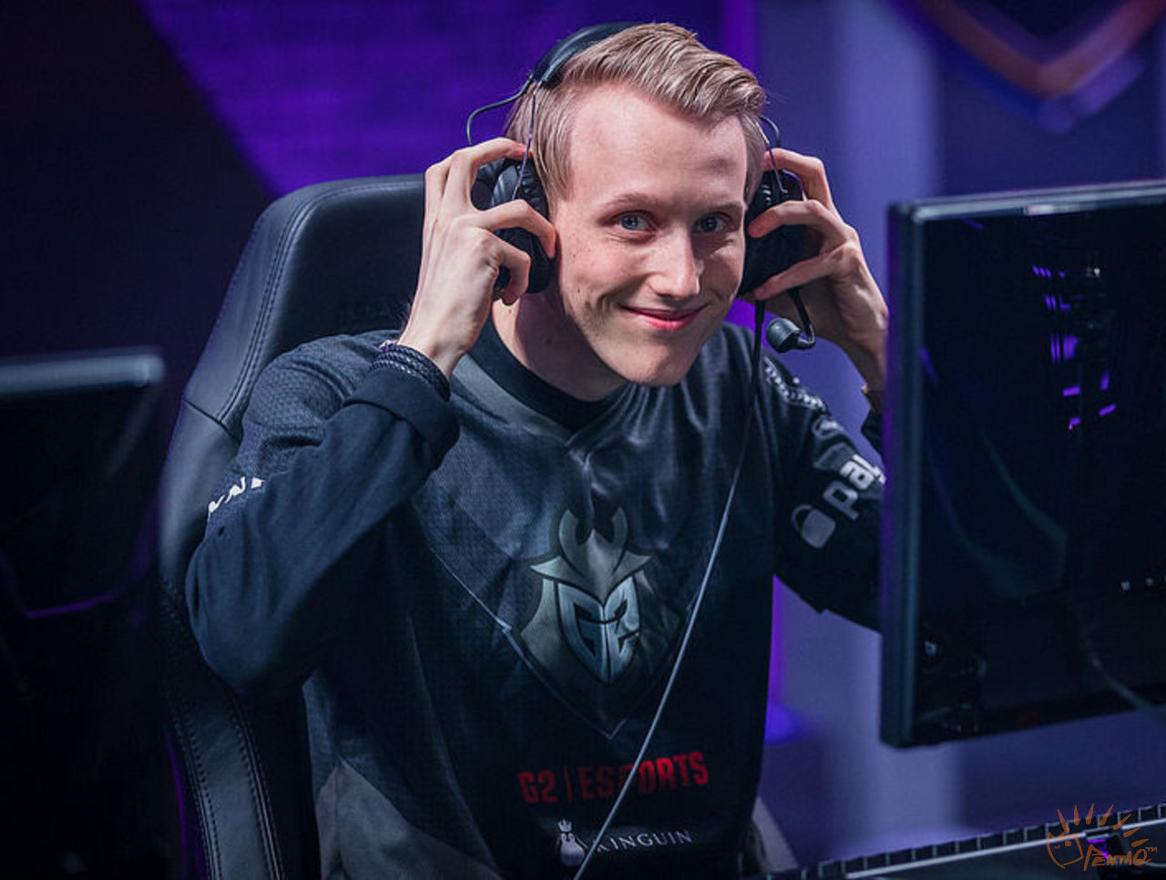 开云平台-SHR血洗CLG，Perkz线上压制力十足峡谷大战八强赛，点燃全场激情的简单介绍