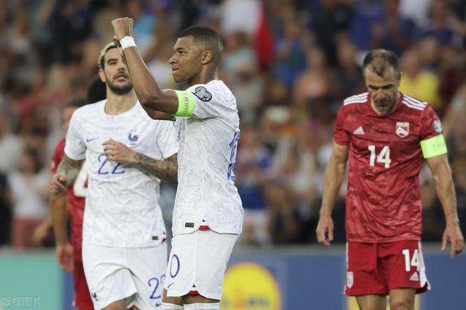 法国遭遇出乎意料的失利，荷兰取得胜利领跑的简单介绍