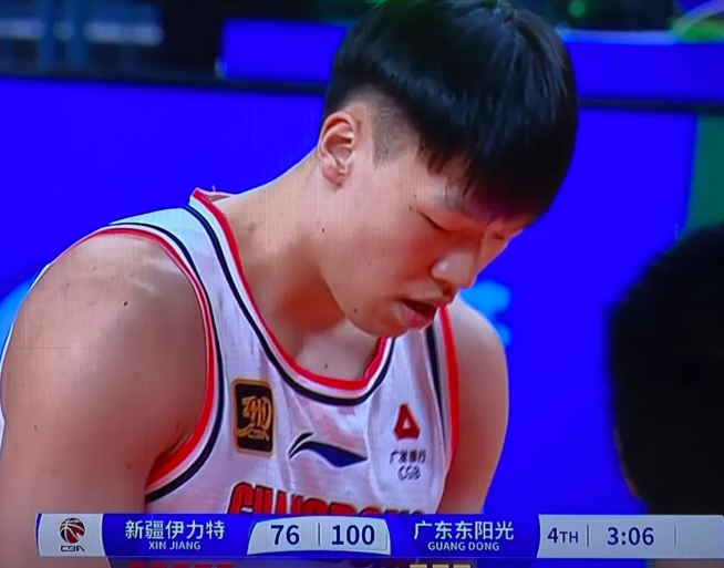 重庆队迎来转机，实力逐渐提升表现亮眼