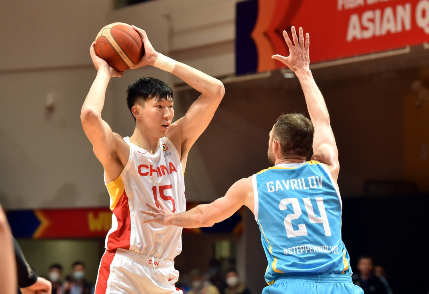 太阳碾压山东队,周琦带队取胜 太阳碾压山东队,周琦带队取胜